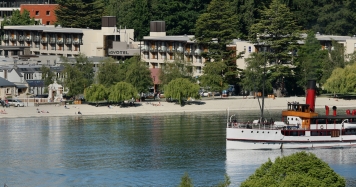 Novotel Bay With Earnslaw2